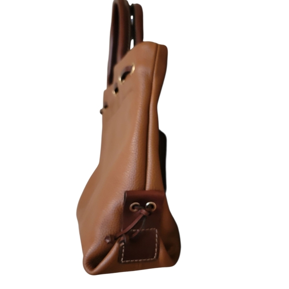 Euc Dooney & Bourke Leather Tote Bag. - Picture 4 of 8